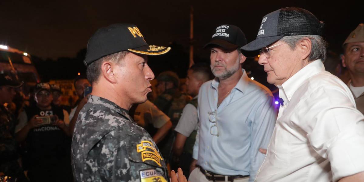 Lasso lideró operativo en la Entrada 8 y ofrece construir cuarteles intermedios en el noroeste de Guayaquil