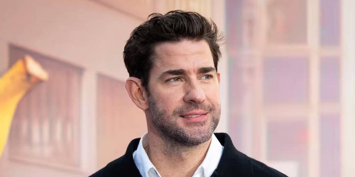 John Krasinski es nombrado el hombre vivo más sexy del mundo este 2024, su reacción es imperdible