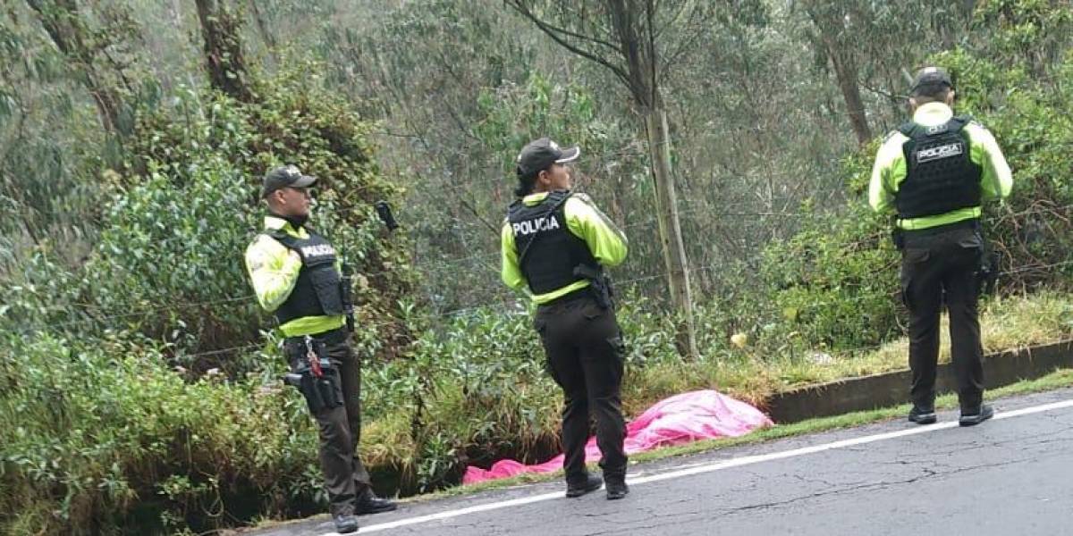 Un cadáver fue hallado en la vía a Nono, en el norte de Quito