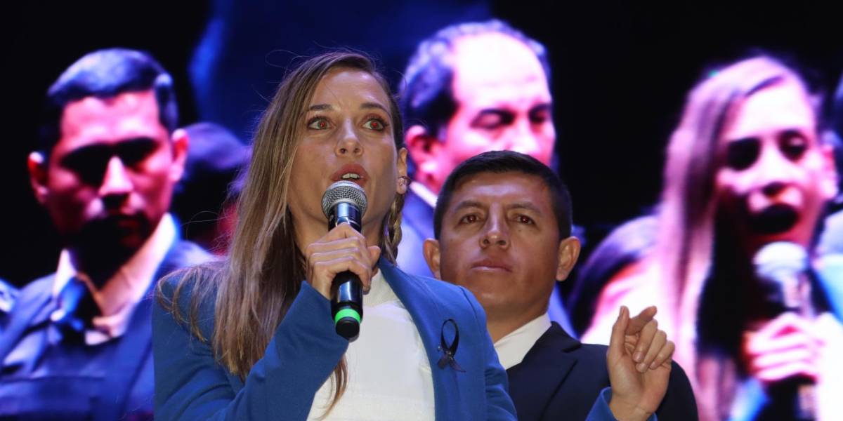 Andrea González anuncia su candidatura a la Presidencia de la República