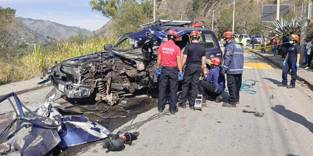 Una persona murió tras múltiple siniestro de tránsito en el sector de Puente Europa, en el cantón Paute