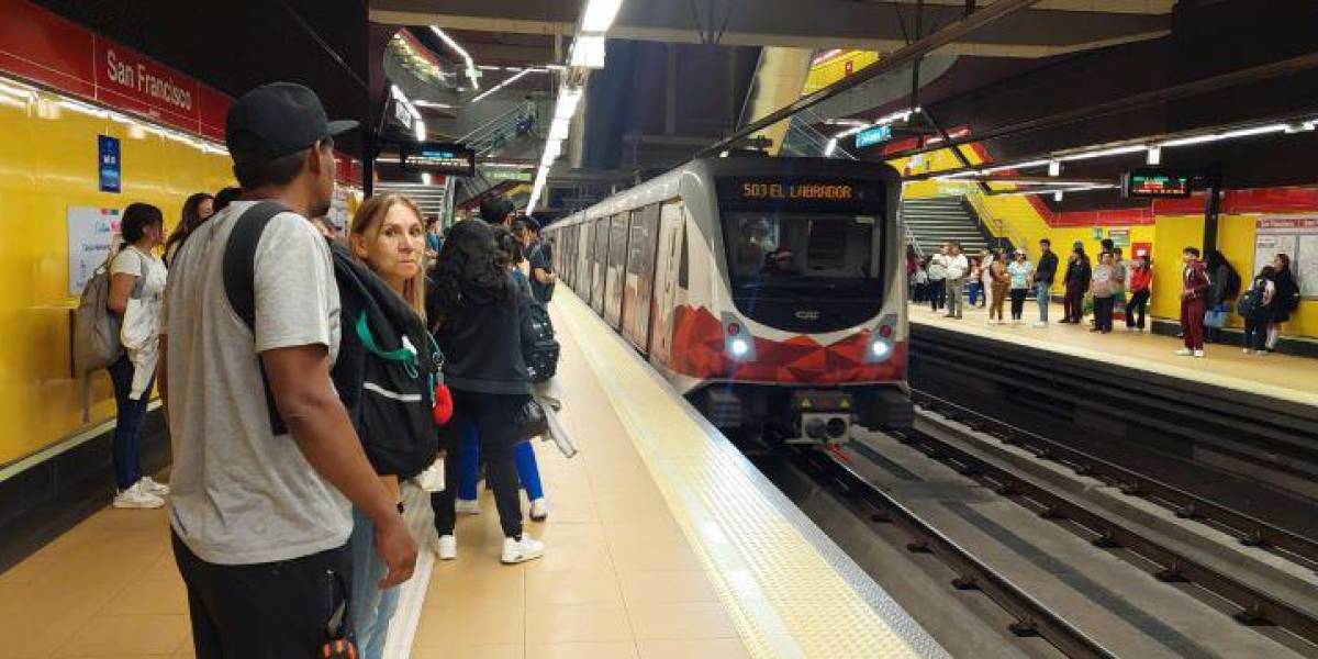 Estos son los horarios de operación del Metro, Trolebús y Ecovía durante el feriado de Año Nuevo