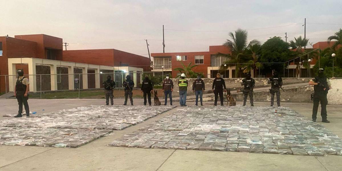 En Guayaquil se incautó cerca de 25 millones de dosis de droga que tenía como destino Rusia