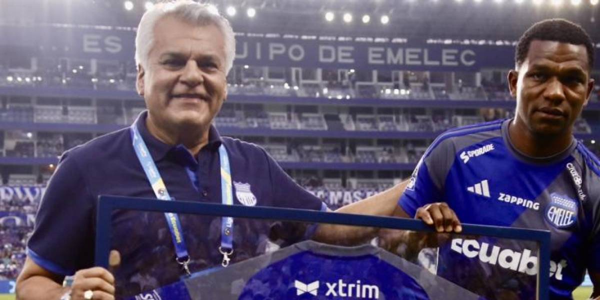 César Avilés pasó de quinto vocal a presidente de Emelec