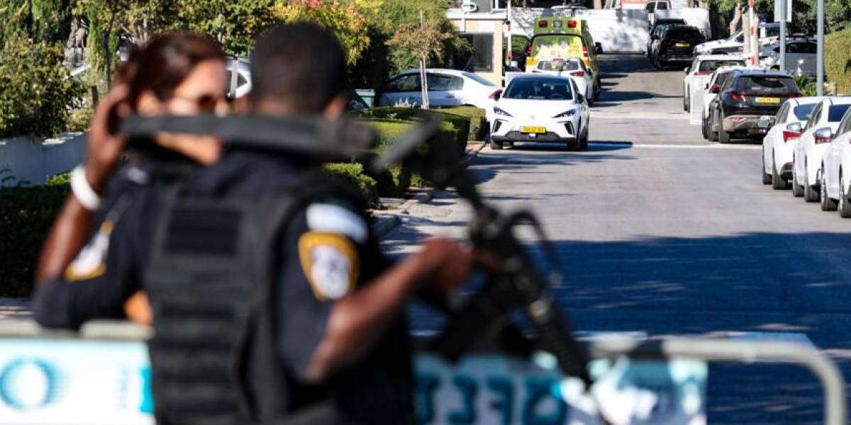 Un dron ataca la residencia del primer ministro israelí, Benjamin Netanyahu, en Cesarea, Israel