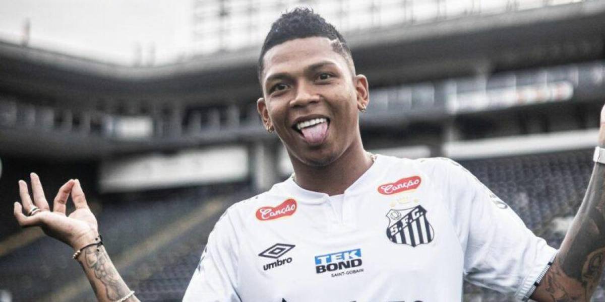 ¿Regresa a la Liga Pro? Billy Arce negocia la rescisión de contrato con el Santos de Brasil