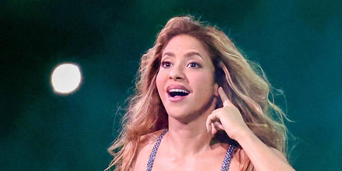 Usuarios en internet están indignados con Shakira por presunto playback en su último show