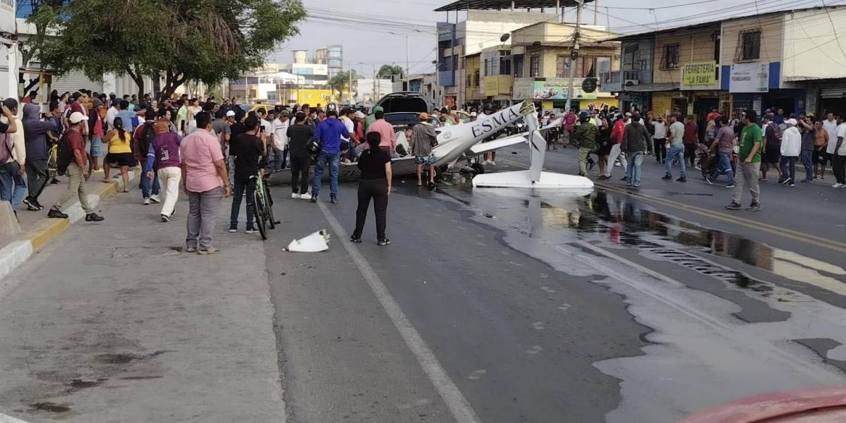 Una avioneta se estrelló en La Libertad, Santa Elena: sus dos ocupantes fallecieron