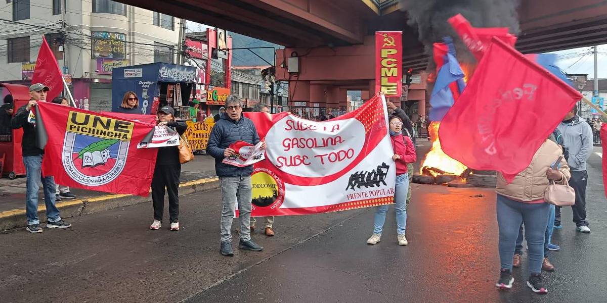 Quito: protestas en diferentes sectores por la reducción del subsidio de gasolinas