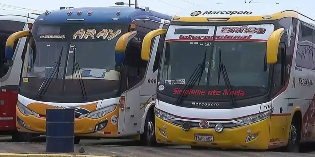 Los transportistas agremiados tendrán acceso a créditos preferenciales del Banecuador