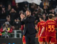 El entrenador Daniele de Rossi en un partido con la Roma