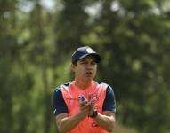 El entrenador de la selección femenina Ecuador sub 17, Eduardo Moscoso, en un entrenamiento