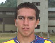 Pool Gavilánez, participando con la selección ecuatoriana sub-20 en el 2001.