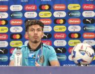 El jugador de la selección de Ecuador, Jeremy Sarmiento, en rueda de prensa
