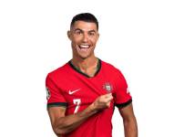 Cristiano Ronaldo luce la camiseta de la Selección de Portugal