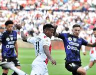 Michael Estrada en el partido entre Liga de Quito e Independiente del Valle