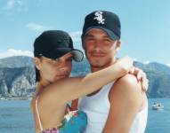 Foto de archivo de Victoria y David Beckham en Portofino, 1997