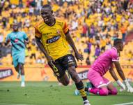 Janner Corozo celebra un gol con Barcelona SC