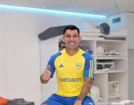 Gary Medel en los chequeos médicos para ser presentado como nuevo jugador de Boca Juniors