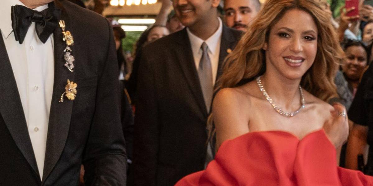 Shakira fue captada en una cena con un misterioso hombre en Miami