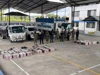 Un operativo en Pastaza ubicó 33 bultos de droga, con un peso total de una tonelada.