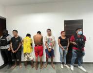 Foto de los detenidos por extorsión en Pedernales, Manabí.