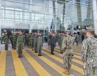 Movilización de las tropas, hacia la ciudad de Manta, donde instalará el puesto de mando del Comando Conjunto de las Fuerzas Armadas.