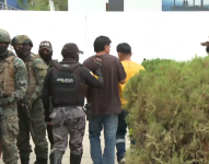 Imagen de dos de los cuatro detenidos en Durán este fin de semana.