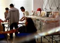 Comienza el cierre de centros de votación de las elecciones generales mexicanas este domingo, en un colegio electoral, en el municipio de Toluca en el Estado de México.