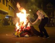 La noche del 31 de diciembre las familias salieron a las calles a despedir el 2023.