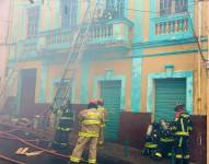 Fueron necesarios 40 bomberos para controlar el incendio en San Blas