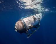 Esta imagen sin fecha, cortesía de OceanGate Expeditions, muestra su sumergible Titán comenzando un descenso.