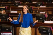 Fotografía de la presentadora Guayaquileña María Mercedes Cuesta