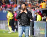 El entrenador de Liga de Quito, Pablo Sánchez, en la final de la Liga Pro contra Independiente del Valle