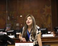 Inés Alarcón, legisladora del oficialismo, en el Pleno de la Asamblea Nacional.