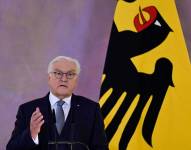 El presidente alemán Frank-Walter Steinmeier pronuncia un discurso sobre su decisión de disolver el Parlamento en el Palacio de Bellevue de Berlín el 27 de diciembre de 2024.