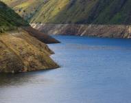 Fotografía del embalse Mazar el 17 de septiembre de 2024, en Sevilla de Oro (Ecuador). EFE/ Robert Puglla