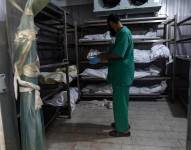 Morgue del Hospital Nasser en Jan Yunis, en el sur de la Franja de Gaza.