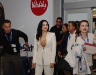 Verónica Abad a su llegada al aeropuerto Mariscal Sucre de Quito.