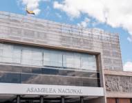 La fachada externa del Parlamento en Quito.