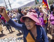 Imagen de archivo de simpatizantes del expresidente de Bolivia, Evo Morales, marchando en contra del gobierno de Luis Arce, en Parotani, Cochabamba.