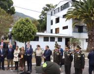 Imagen del 26 de septiembre. El presidente Guillermo Lasso; su esposa, María de Lourdes Alcívar, y varias autoridades de Estado recorrieron las instalaciones de la Escuela Superior de Policía, en Quito.