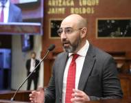 Mario Godoy durante su posesión como presidente del Consejo de la Judicatura en la Asamblea.