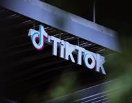 Fotografía del logo de TikTok.