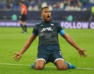 Salomón Rondón celebrando la goleada del Pachuca.