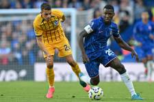 Moisés Caicedo fue titular en la victoria del Chelsea por 4-2 al Brighton por la Premier League.