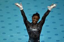 Simone Biles, figura estadounidense de la gimnasia olímpica.