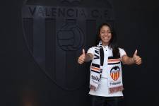 Kerlly Real renovó su contrato con el Valencia femenino hasta el 2025.