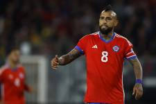 Arturo Vidal en un partido con la selección de Chile