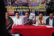 Los dirigentes sindicales en una rueda de prensa.